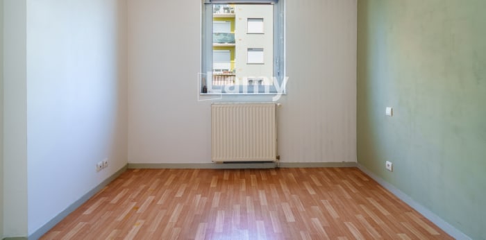 Image 7 sur 9 - Appartement  ·  Vente · Limoges (87000) · 2 pièces · 51m²