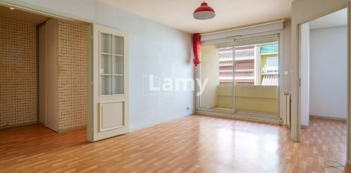 Image 2 sur 9 - Appartement  ·  Vente · Limoges (87000) · 2 pièces · 51m²