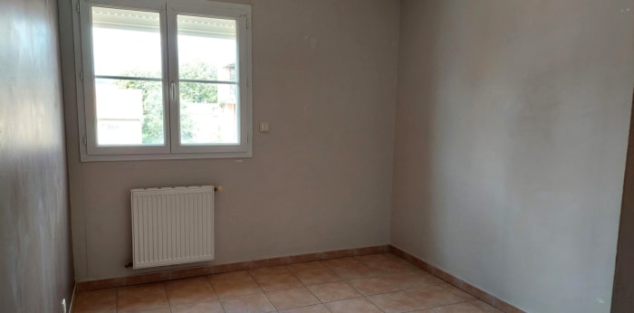 Image 9 sur 11 - Appartement  ·  Vente · Ales (30100) · 3 pièces · 65m²
