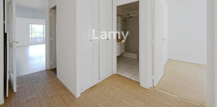 Image 6 sur 14 - Appartement  ·  Vente · St Ismier (38330) · 5 pièces · 112m²