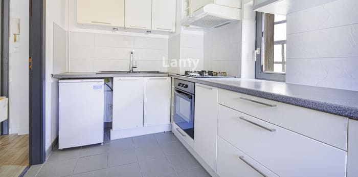 Image 2 sur 8 - Appartement  ·  Vente · Ribeauville (68150) · 2 pièces · 38m²