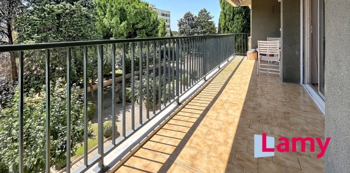 Image 7 sur 14 - Appartement  ·  Vente · Aix En Provence (13100) · 6 pièces · 131m²