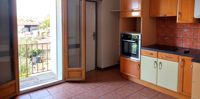 Image 2 sur 11 - Appartement  ·  Vente · Chalon Sur Saone (71100) · 2 pièces · 63m²