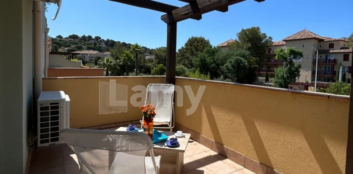 Image 8 sur 13 - Appartement  ·  Vente · Cavalaire Sur Mer (83240) · 3 pièces · 44m²