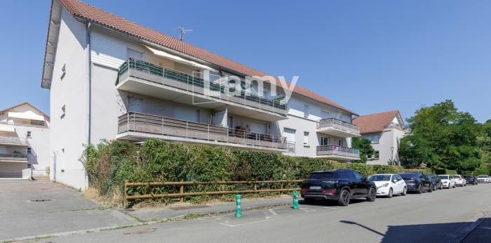 Image 1 sur 11 - Appartement  ·  Vente · Belfort (90000) · 3 pièces · 77m²