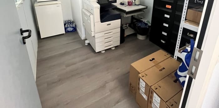 Image 6 sur 8 - Bureaux  ·  Vente · Gieres (38610) · 8 pièces · 141m²