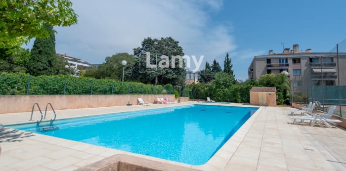 Image 11 sur 15 - Appartement  ·  Vente · Aix En Provence (13100) · 5 pièces · 118m²