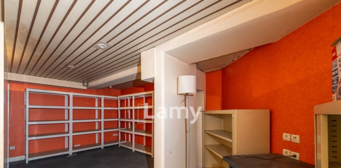 Image 8 sur 9 - Local  ·  Vente · Bourg La Reine (92340) · 4 pièces · 93m²