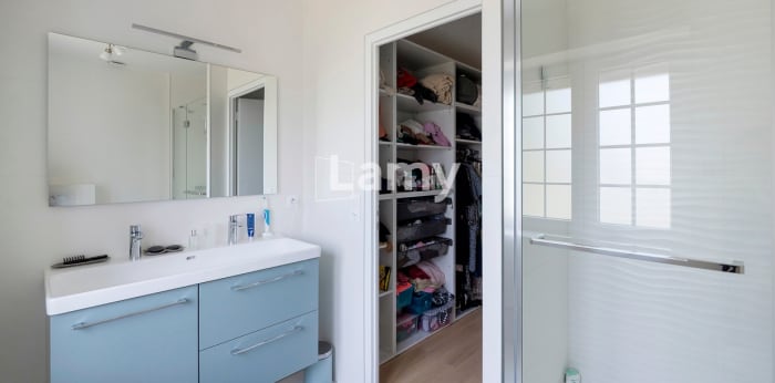 Image 10 sur 12 - Maison/villa  ·  Vente · Epinay Sur Orge (91360) · 7 pièces · 140m²