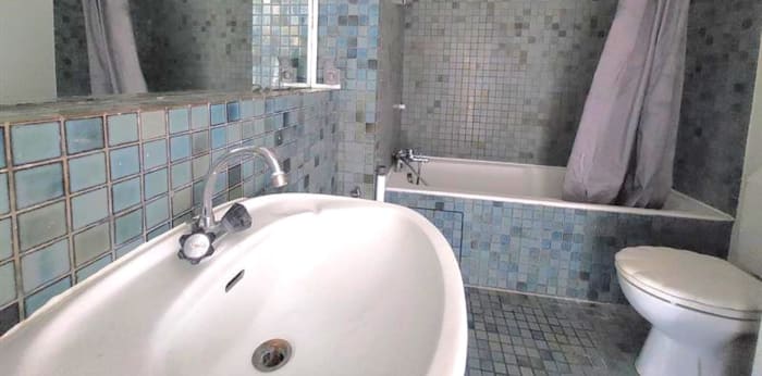 Image 6 sur 7 - Appartement  ·  Vente · Bourg La Reine (92340) · 1 pièce · 27m²