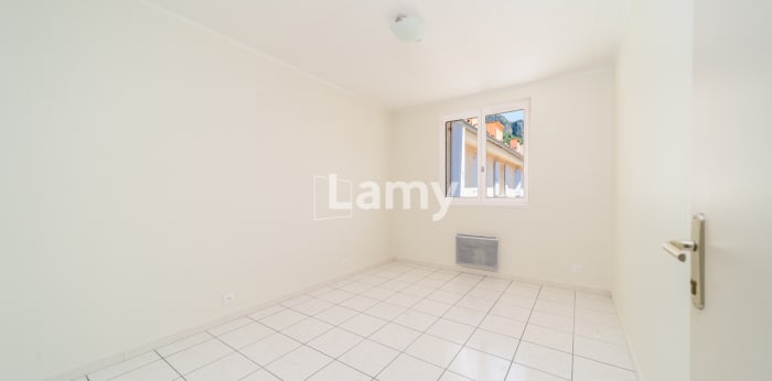 Image 9 sur 9 - Appartement  ·  Vente · Digne Les Bains (04000) · 4 pièces · 95m²