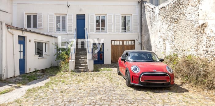 Image 1 sur 16 - Maison/villa  ·  Vente · Longjumeau (91160) · 9 pièces · 193m²