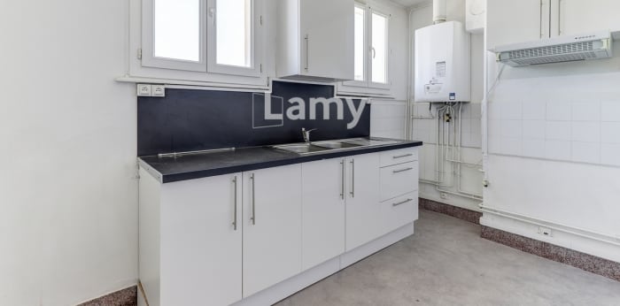 Image 3 sur 9 - Appartement  ·  Vente · Clermont Ferrand (63100) · 3 pièces · 55m²