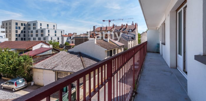 Image 6 sur 8 - Appartement  ·  Vente · Dijon (21000) · 2 pièces · 51m²