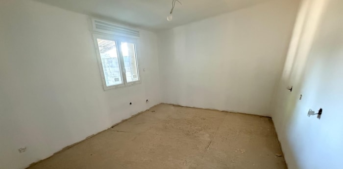 Image 5 sur 8 - Maison/villa  ·  Vente · Gardanne (13120) · 5 pièces · 112m²
