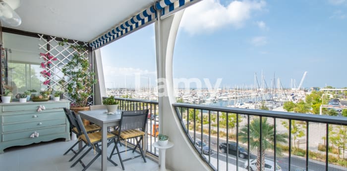Image 2 sur 11 - Appartement  ·  Vente · La Grande Motte (34280) · 3 pièces · 60m²