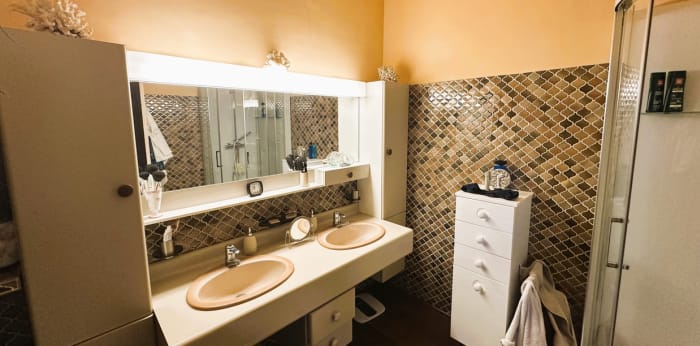 Image 9 sur 12 - Maison/villa  ·  Vente · Aix En Provence (13080) · 20 pièces · 480m²