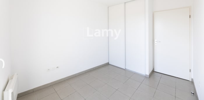 Image 5 sur 9 - Appartement  ·  Vente · Bayonne (64100) · 3 pièces · 59m²