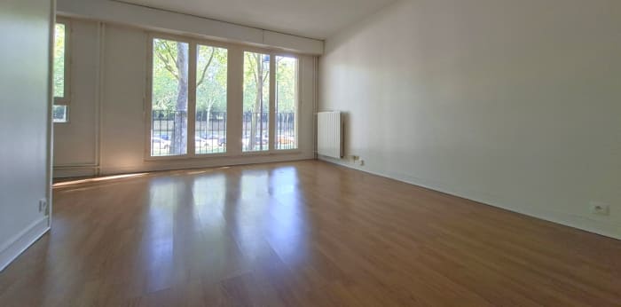 Image 5 sur 6 - Appartement  ·  Vente · Versailles (78000) · 1 pièce · 36m²