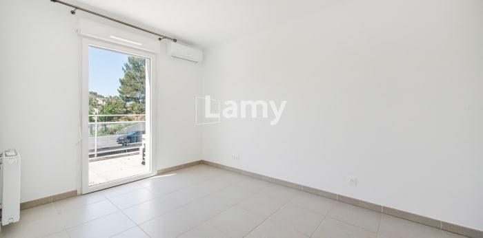 Image 5 sur 8 - Appartement  ·  Vente · Septemes Les Vallons (13240) · 2 pièces · 45m²