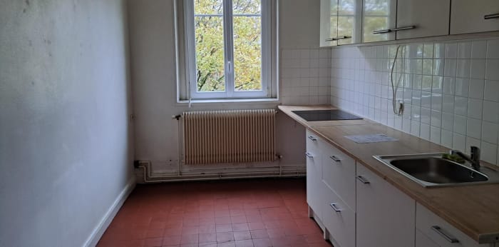Image 8 sur 19 - Appartement  ·  Vente · Reims (51100) · 5 pièces · 160m²