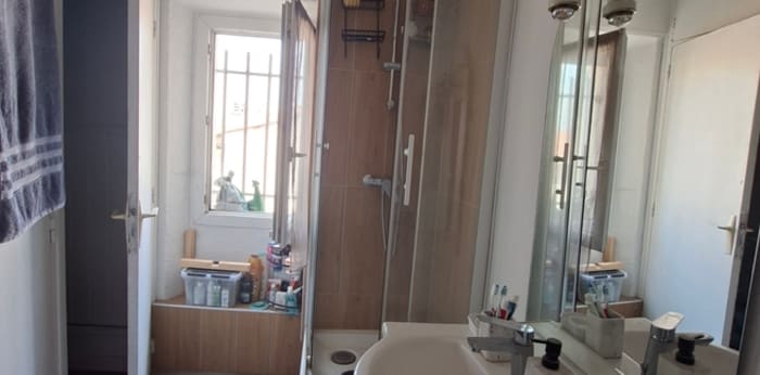 Image 6 sur 6 - Immeuble  ·  Vente · Trets (13530) · 196m²
