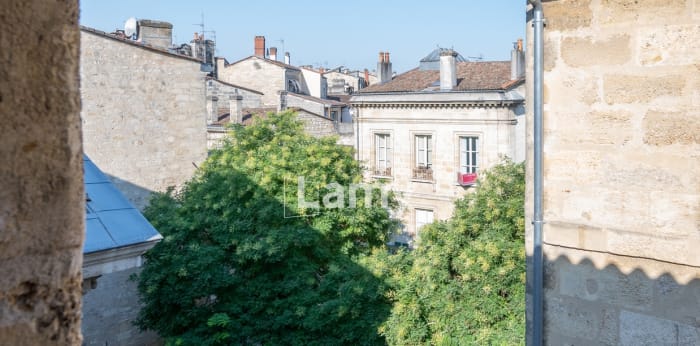 Image 6 sur 10 - Appartement  ·  Vente · Bordeaux (33300) · 2 pièces · 37m²
