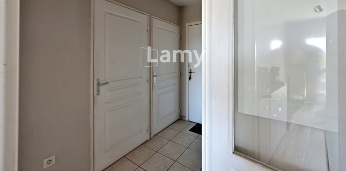 Image 7 sur 13 - Appartement  ·  Vente · Nimes (30900) · 2 pièces · 39m²