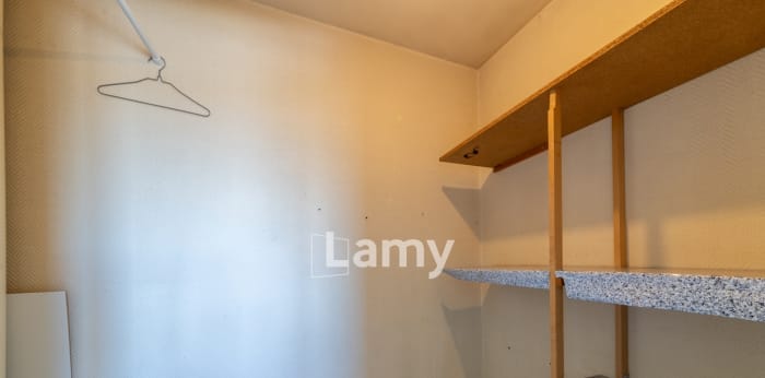 Image 8 sur 10 - Appartement  ·  Vente · Angouleme (16000) · 3 pièces · 68m²