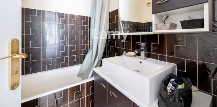 Image 4 sur 9 - Appartement  ·  Vente · Bordeaux (33000) · 2 pièces · 44m²