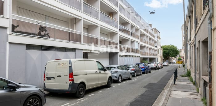 Image 8 sur 9 - Appartement  ·  Vente · Bordeaux (33000) · 2 pièces · 44m²