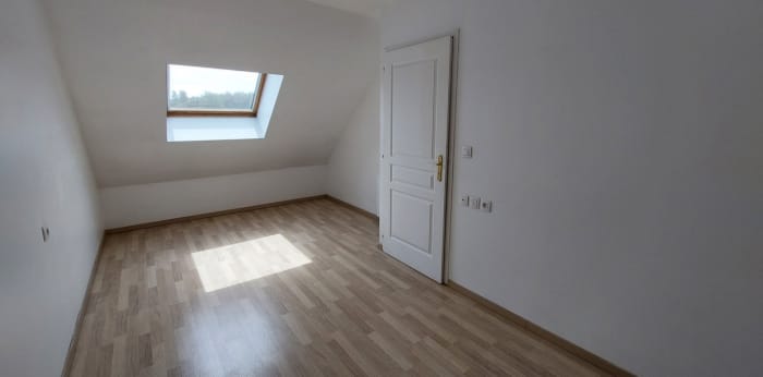 Image 8 sur 9 - Appartement  ·  Vente · Thiers Sur Theve (60520) · 4 pièces · 76m²