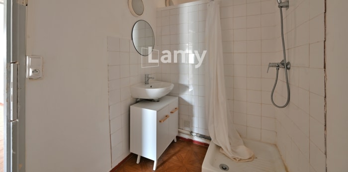 Image 10 sur 12 - Appartement  ·  Vente · Nimes (30900) · 2 pièces · 49m²
