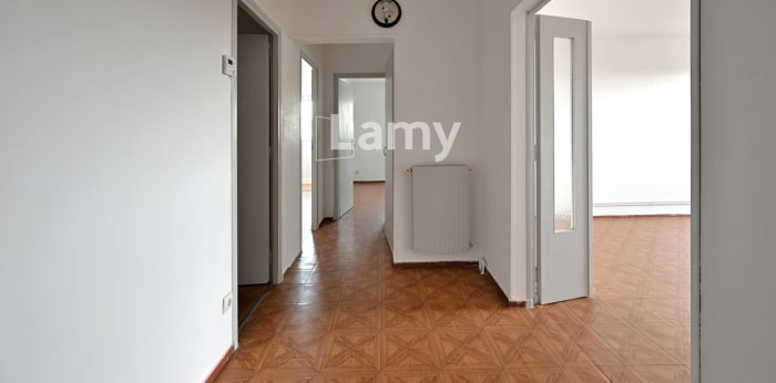 Image 1 sur 12 - Appartement  ·  Vente · Nimes (30900) · 2 pièces · 49m²