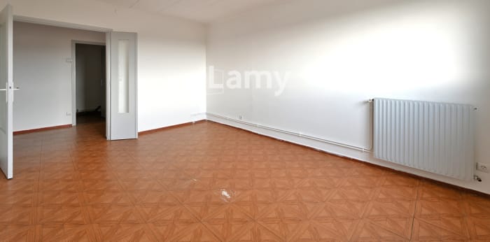 Image 7 sur 12 - Appartement  ·  Vente · Nimes (30900) · 2 pièces · 49m²