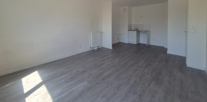 Image 3 sur 8 - Appartement  ·  Vente · Evry Courcouronnes (91000) · 2 pièces · 41m²