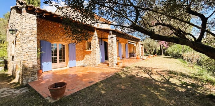 Image 1 sur 7 - Maison/villa  ·  Vente · Chateauneuf Le Rouge (13790) · 7 pièces · 261m²