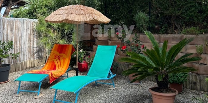Image 1 sur 12 - Appartement  ·  Vente · Cavalaire Sur Mer (83240) · 2 pièces · 39m²