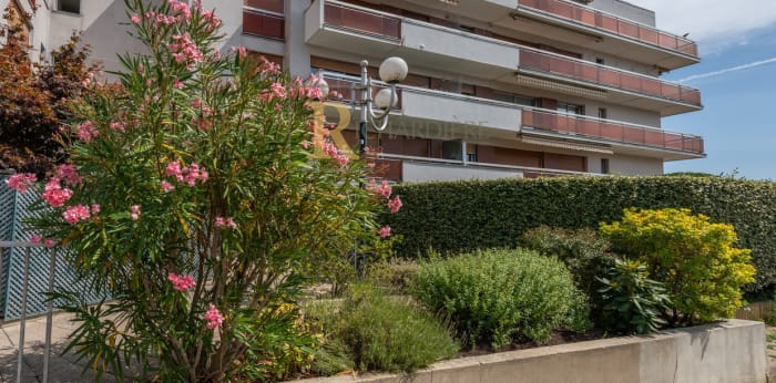 Image 14 sur 21 - Appartement  ·  Vente · St Maur Des Fosses (94100) · 4 pièces · 86m²