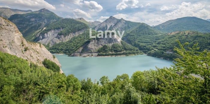 Image 2 sur 9 - Maison/villa  ·  Vente · Mizoen (38142) · 3 pièces · 120m²