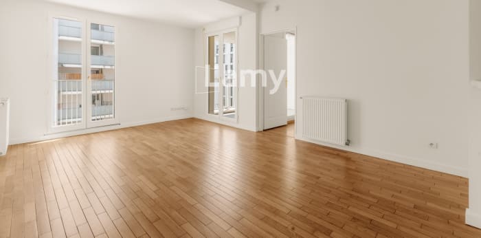 Image 2 sur 9 - Appartement  ·  Vente · Lyon (69008) · 3 pièces · 66m²