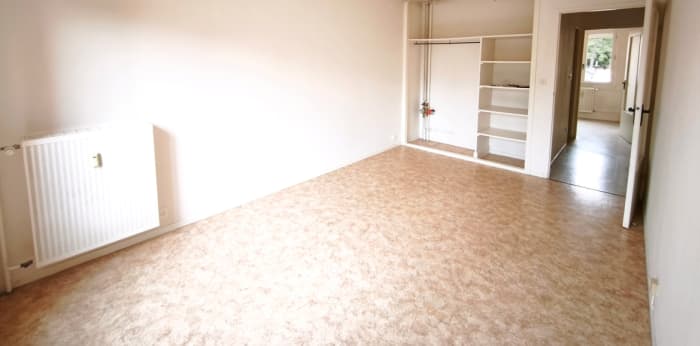 Image 3 sur 6 - Appartement  ·  Vente · Dijon (21000) · 1 pièce · 33m²