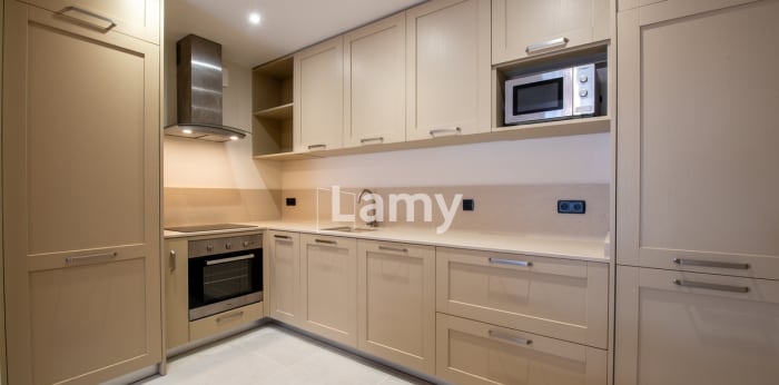 Image 3 sur 10 - Appartement  ·  Vente · Les Deux Alpes (38860) · 6 pièces · 118m²