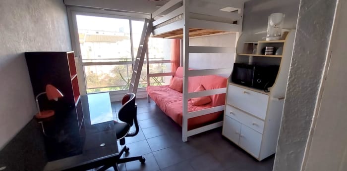 Image 1 sur 8 - Appartement  ·  Vente · Clermont Ferrand (63000) · 1 pièce · 15m²
