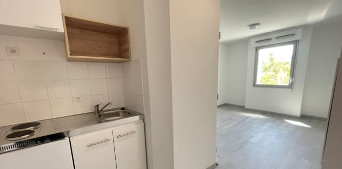 Image 3 sur 6 - Appartement  ·  Vente · Rosny Sous Bois (93110) · 1 pièce · 19m²
