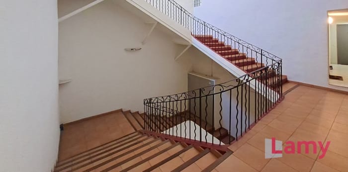 Image 2 sur 8 - Appartement  ·  Vente · Aix En Provence (13100) · 2 pièces · 39m²