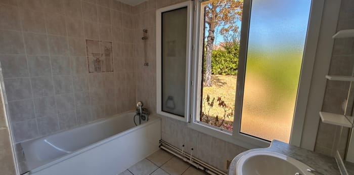 Image 8 sur 10 - Maison/villa  ·  Vente · Auzielle (31650) · 4 pièces · 95m²