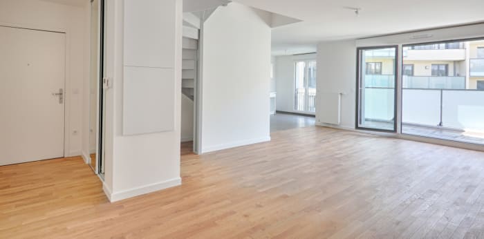 Image 2 sur 9 - Appartement  ·  Location · Saint Cloud (92210) · 4 pièces · 107m²