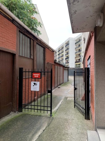 Image 1 - Parking/box · St Denis (93200) · 90m²