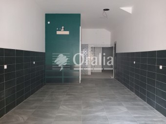 Image 3 - Local · Marseille (13003) · 66m²